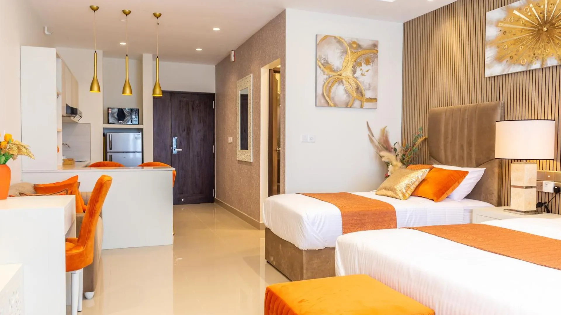 Ocean Breeze By Livinji - Luxury Apartments Negombo
